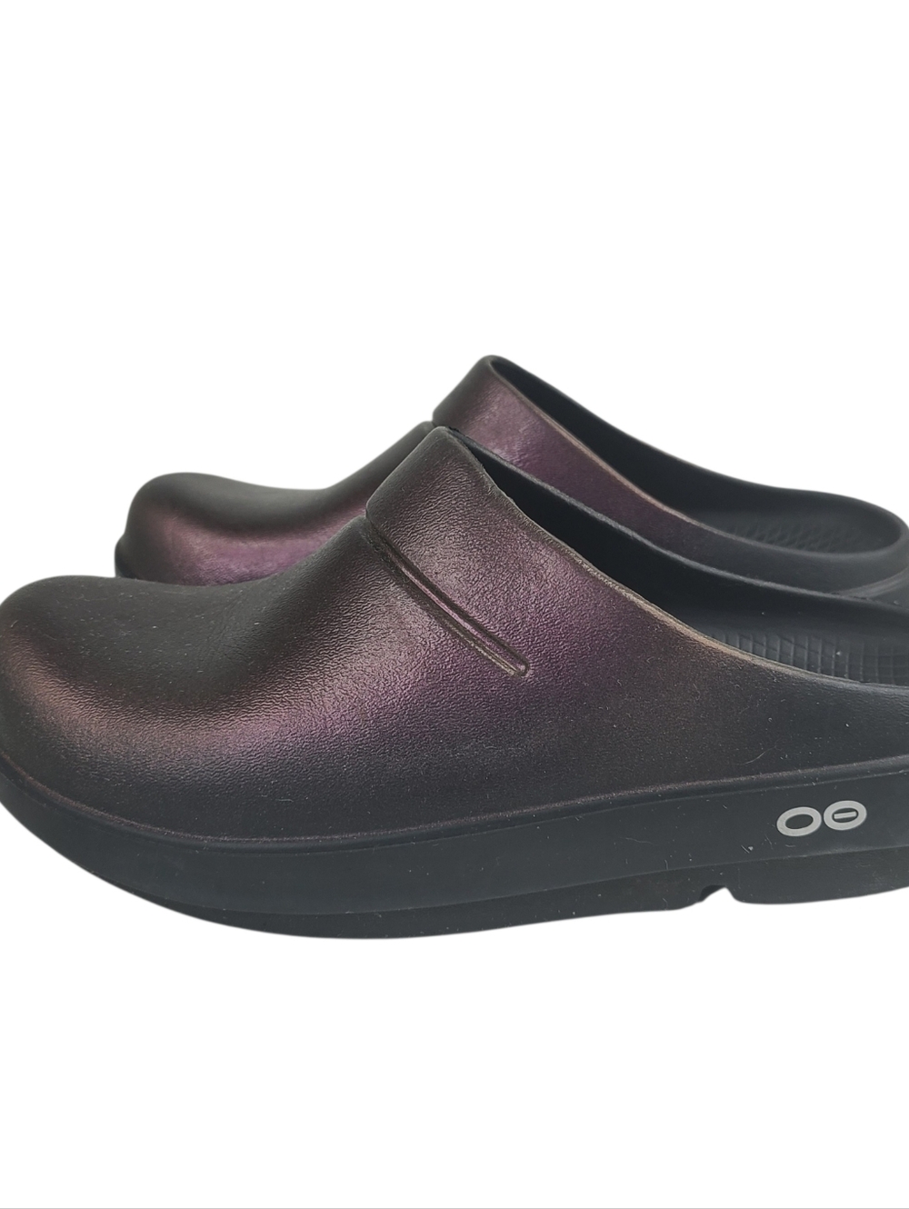 Oofos Ooclogs Luxe Slip-On Recovery Shoes Cabernet Unisex Women's 7 Men's 5
